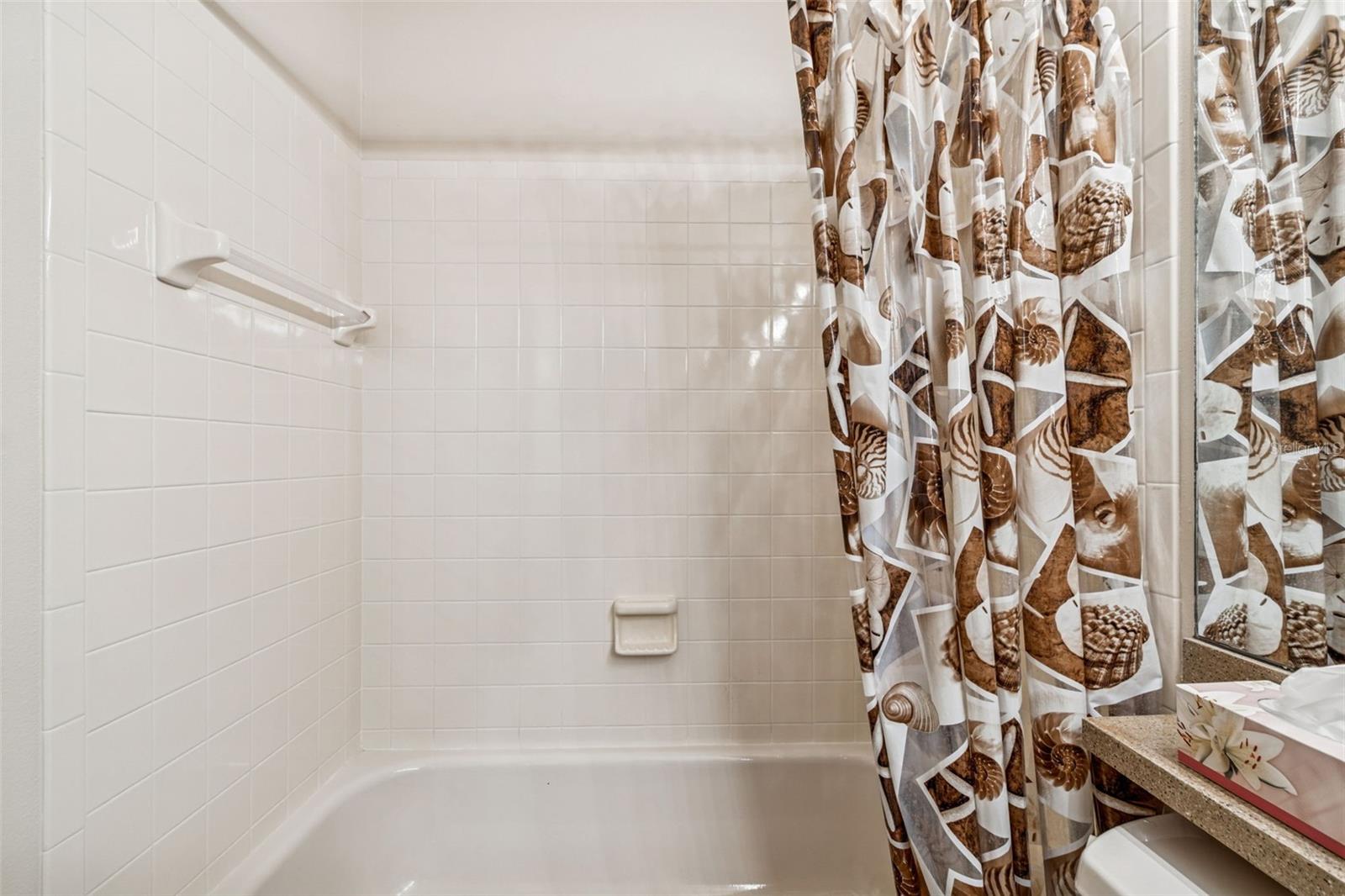 Image 20 of 61 For 3121 Beecher Drive E A