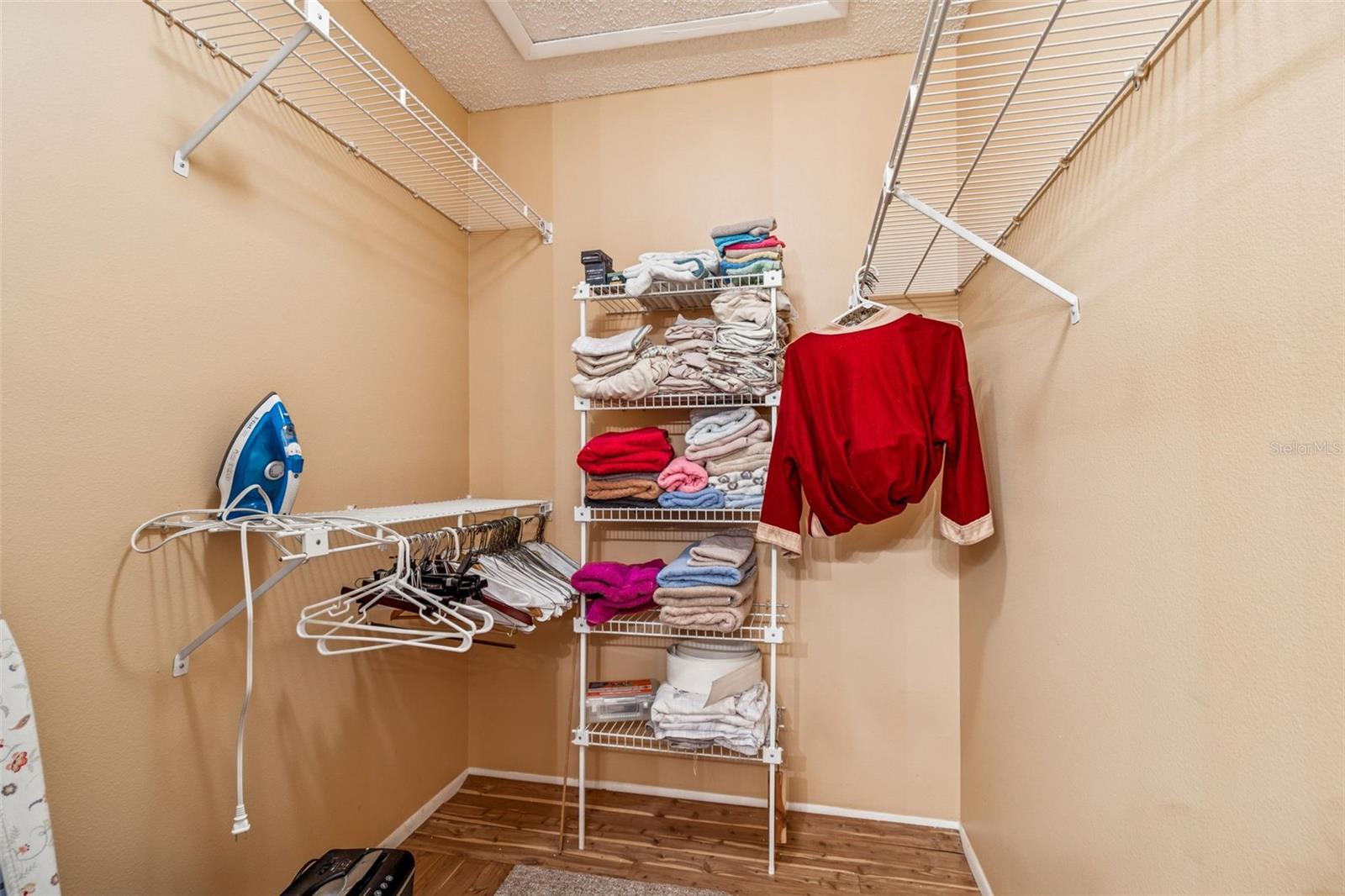 Image 38 of 61 For 3121 Beecher Drive E A