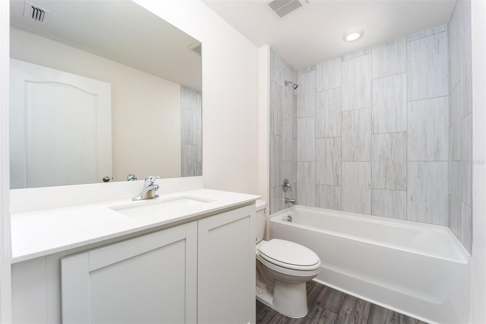 Image 17 of 19 For 3171 Seville Street