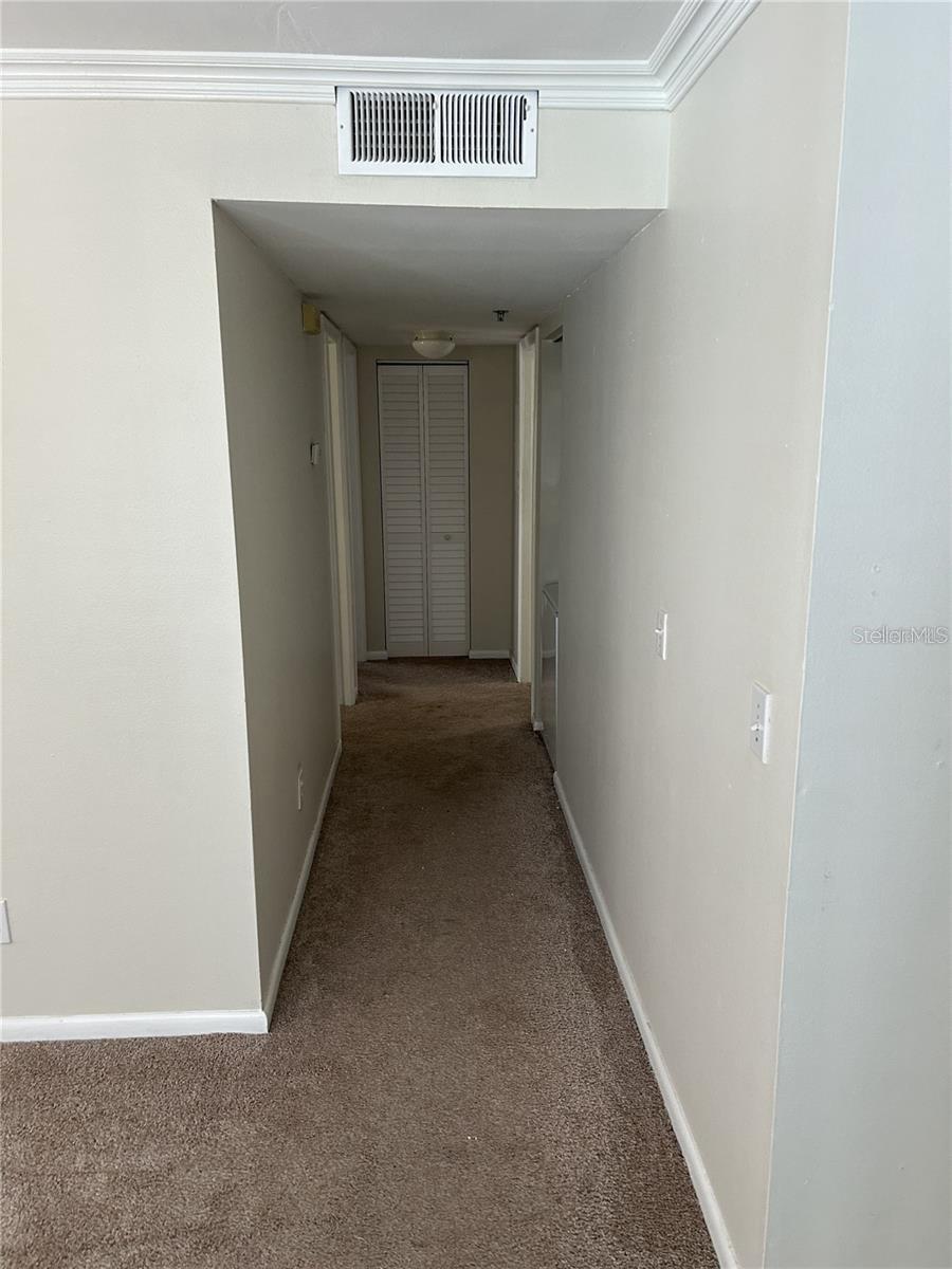 Image 13 of 45 For 3002 Cleveland Street B7