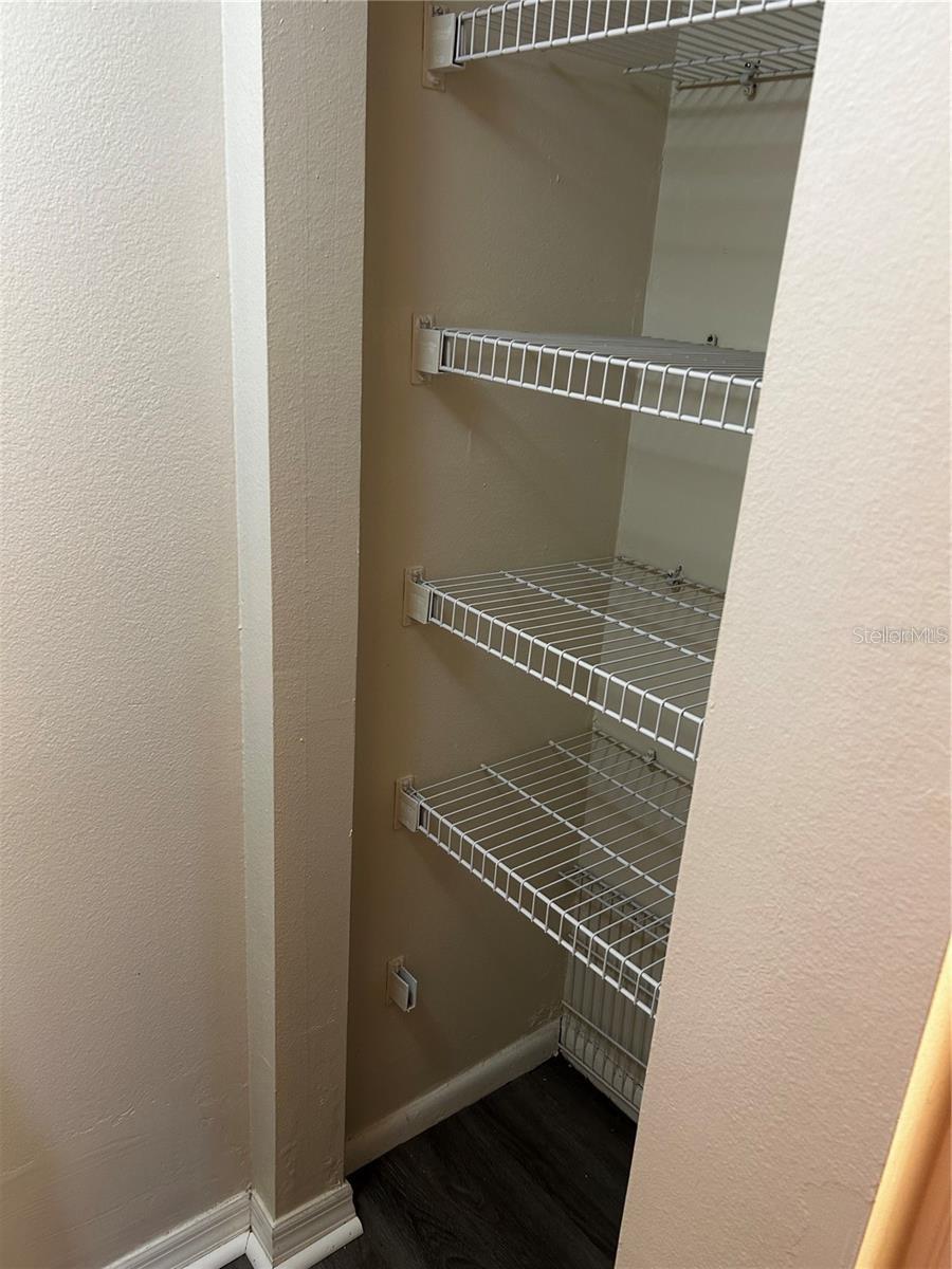 Image 31 of 45 For 3002 Cleveland Street B7