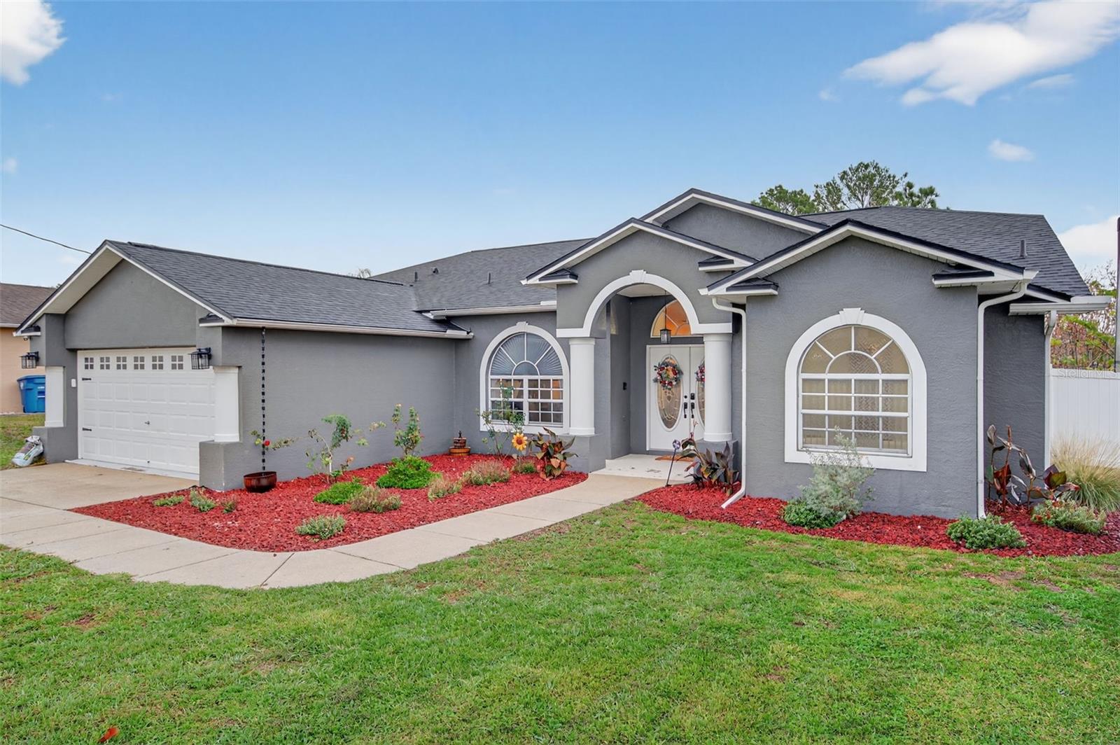 Listing photo id 0 for 4156 Candler Avenue