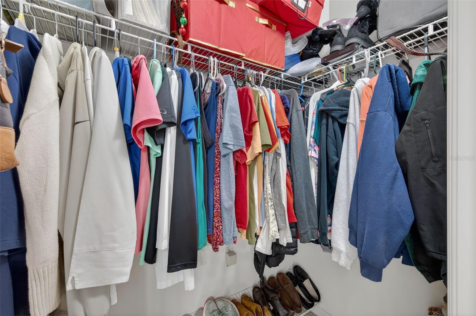 Listing photo id 29 for 4156 Candler Avenue