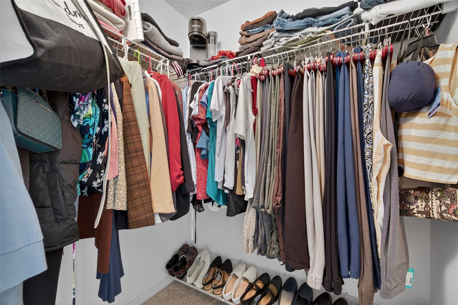 Listing photo id 30 for 4156 Candler Avenue