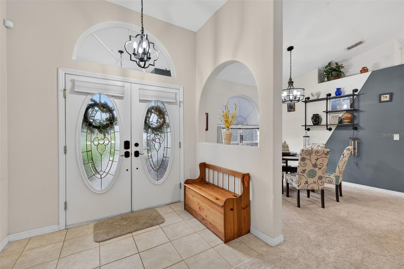 Listing photo id 2 for 4156 Candler Avenue