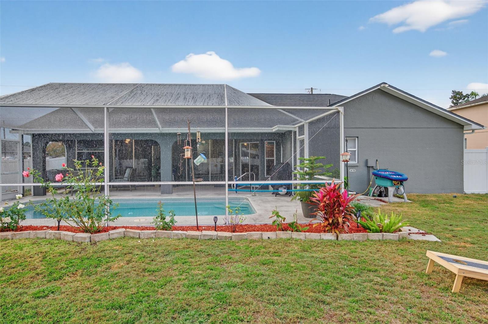 Listing photo id 48 for 4156 Candler Avenue