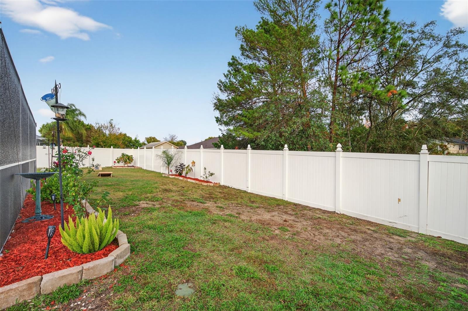 Listing photo id 50 for 4156 Candler Avenue