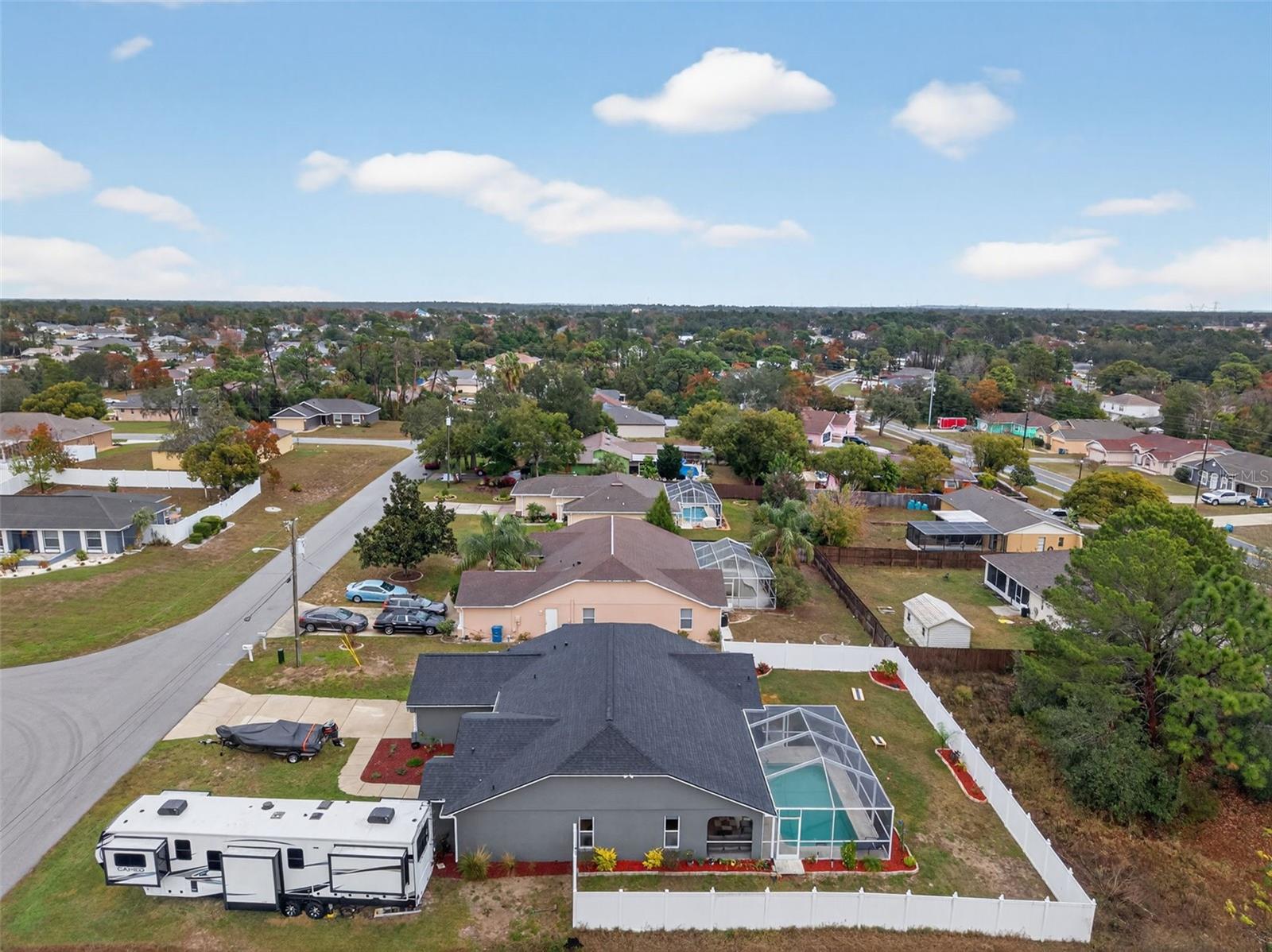 Listing photo id 57 for 4156 Candler Avenue