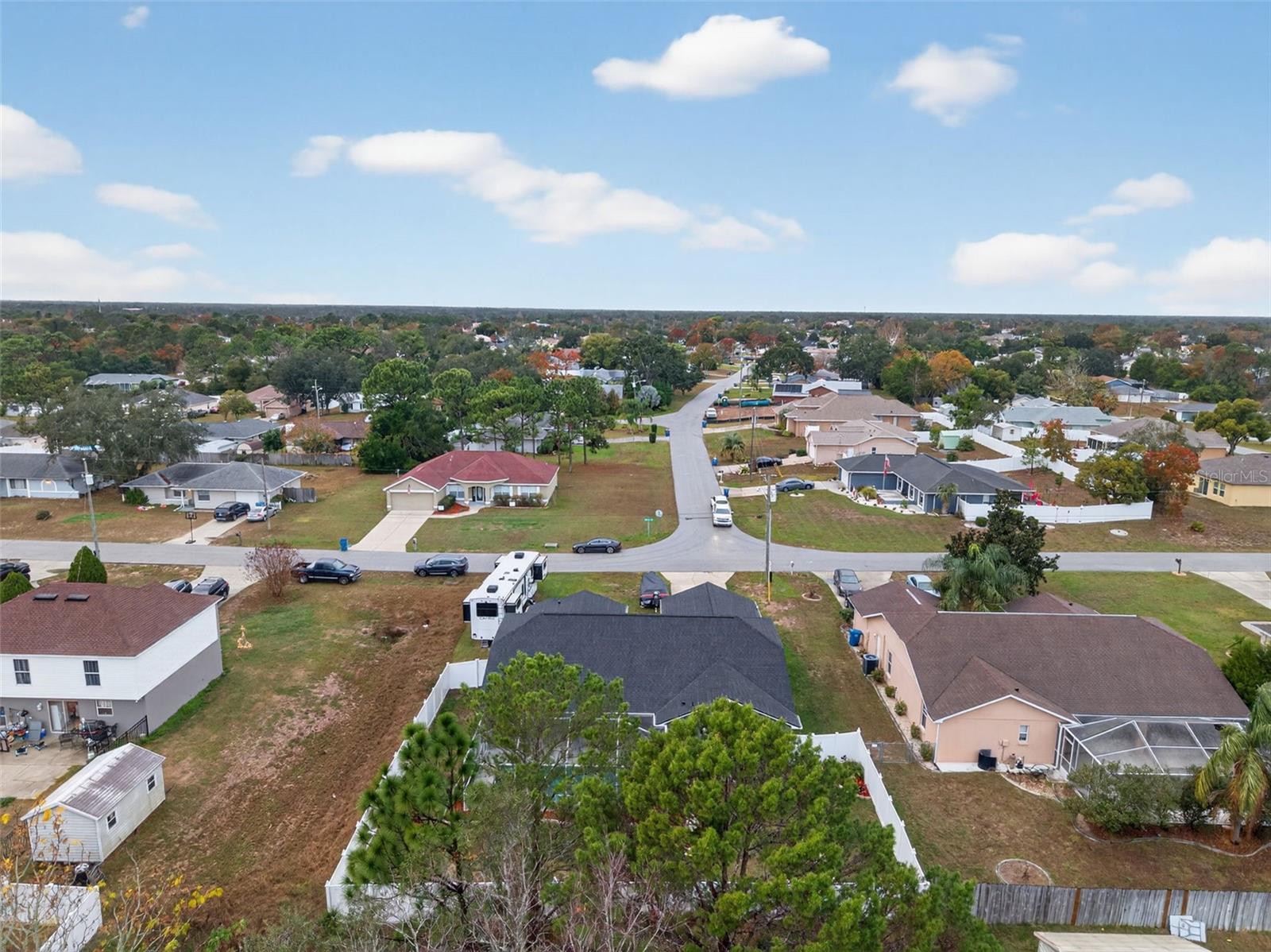 Listing photo id 58 for 4156 Candler Avenue