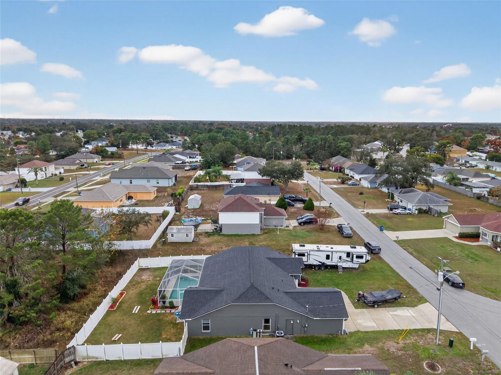 Listing photo id 59 for 4156 Candler Avenue