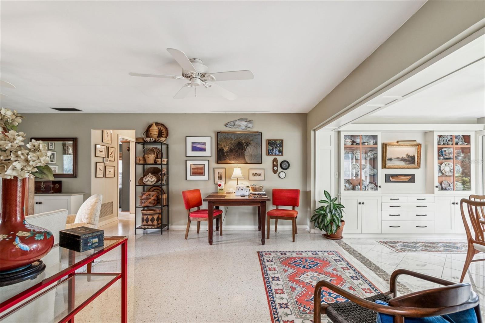 Image 11 of 66 For 1399 Embassy Drive