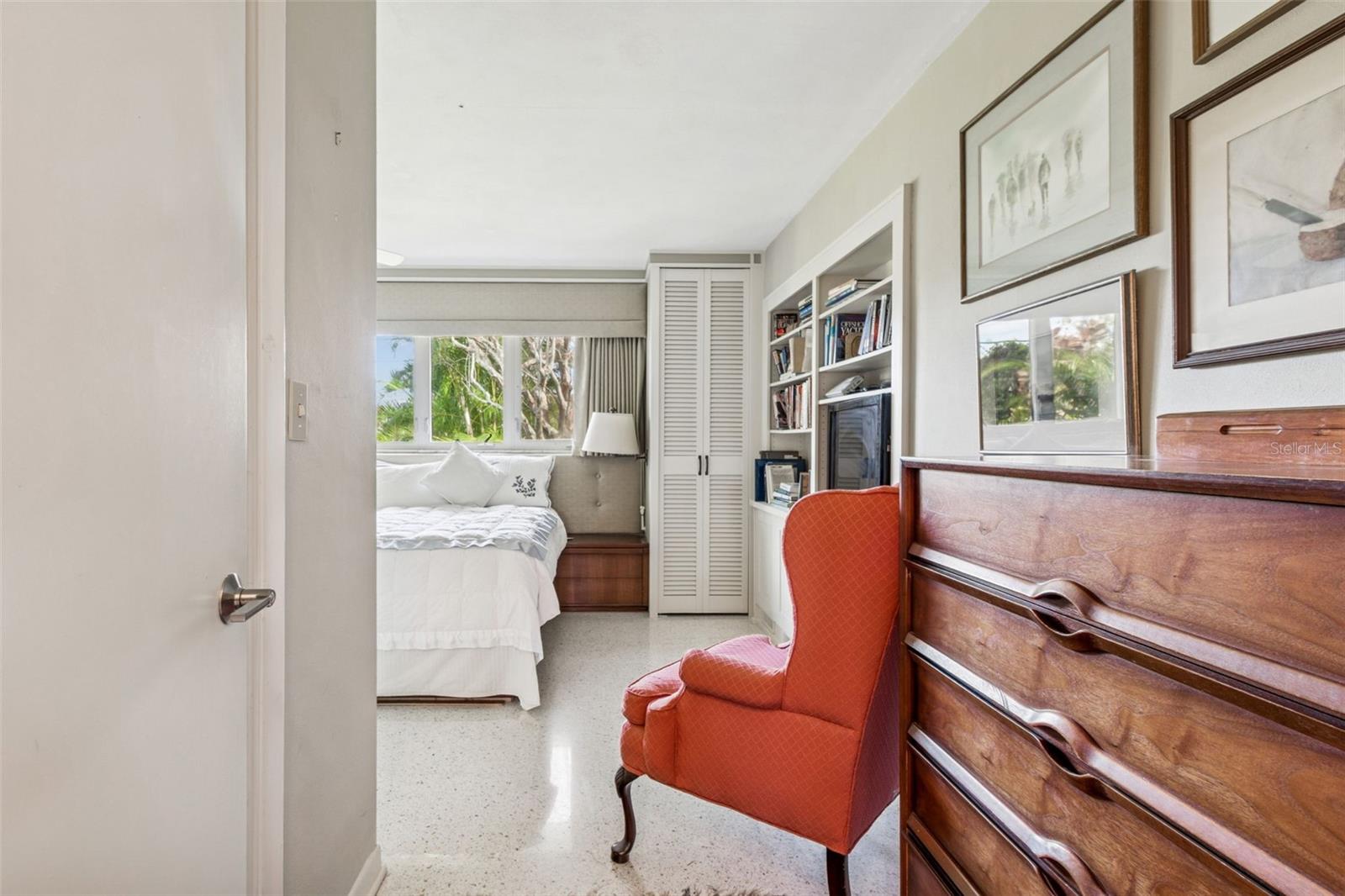 Image 33 of 66 For 1399 Embassy Drive