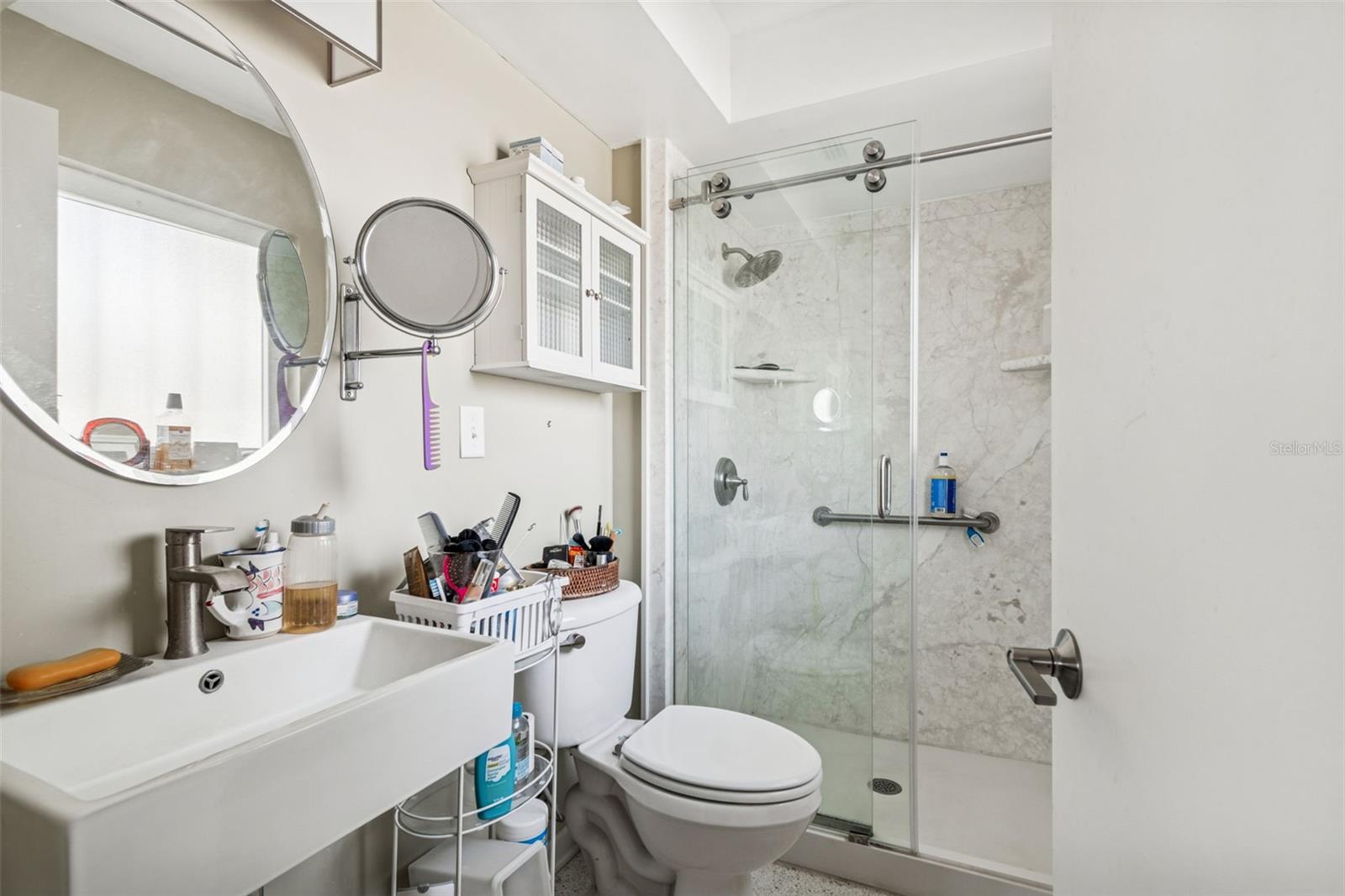 Image 38 of 66 For 1399 Embassy Drive