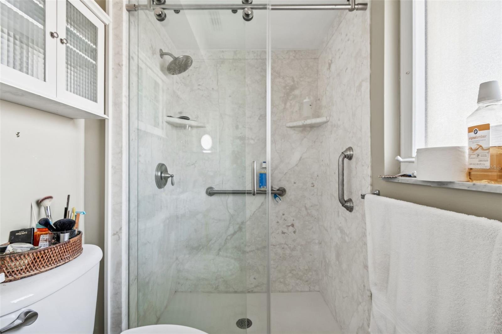 Image 39 of 66 For 1399 Embassy Drive