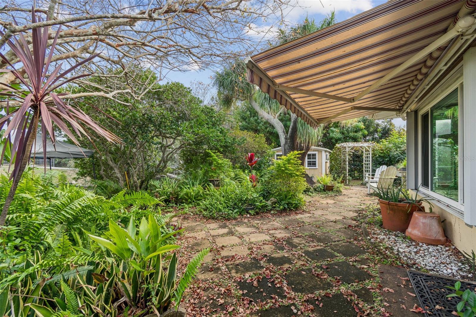 Image 48 of 66 For 1399 Embassy Drive