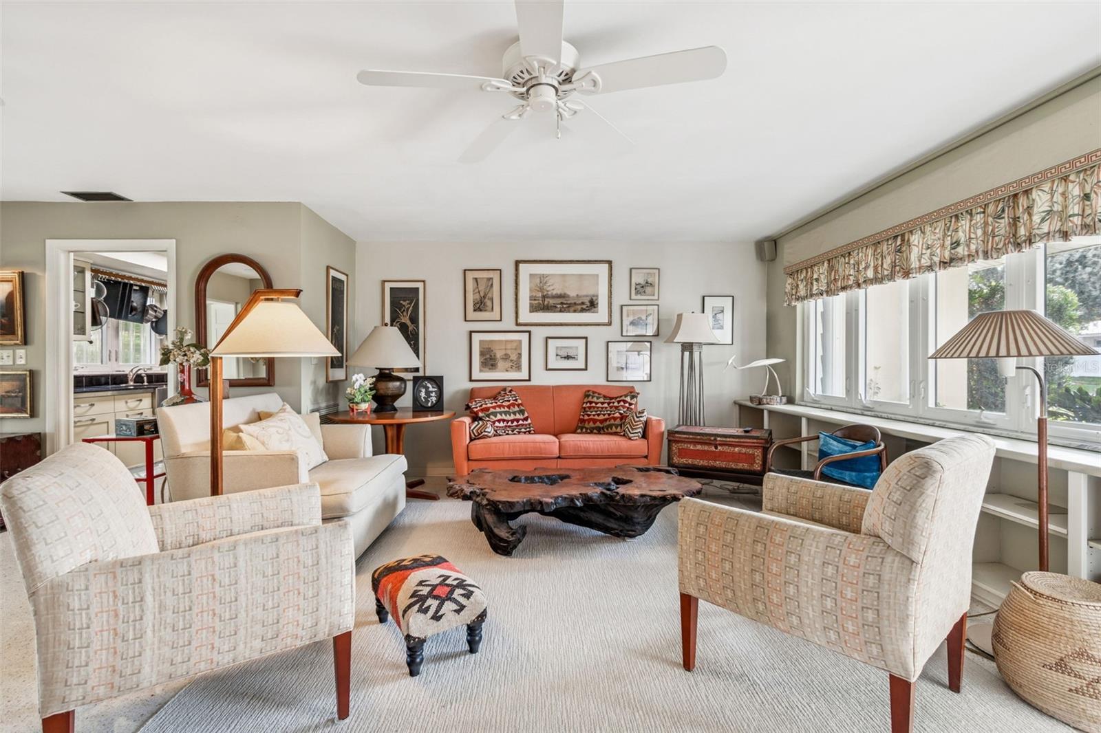 Image 7 of 66 For 1399 Embassy Drive