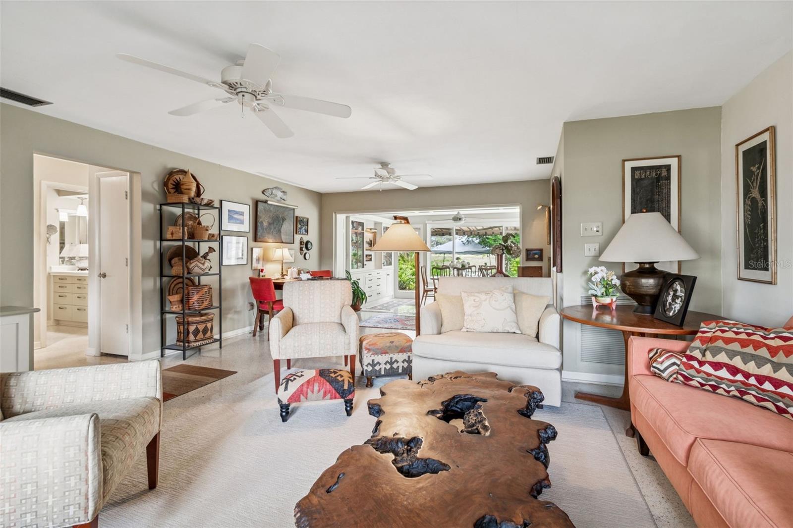 Image 9 of 66 For 1399 Embassy Drive