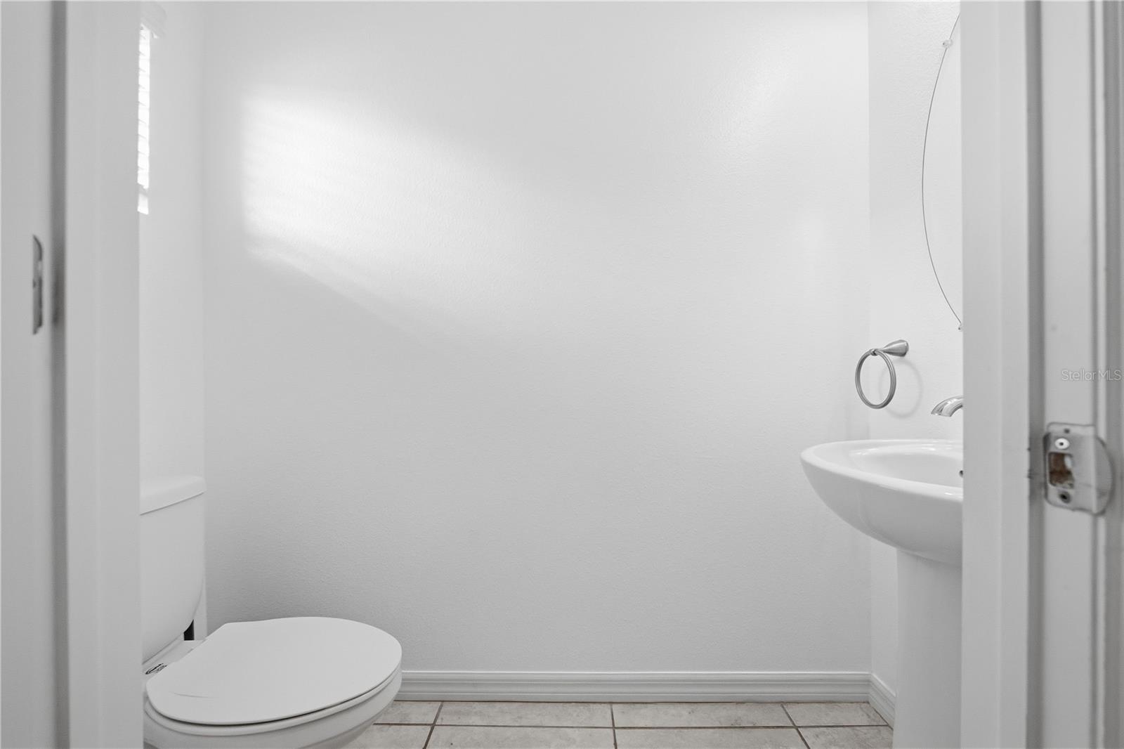 Image 20 of 32 For 1066 Amber Leaf Trail