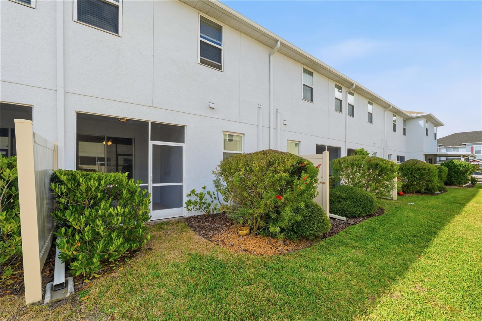 Image 22 of 32 For 1066 Amber Leaf Trail