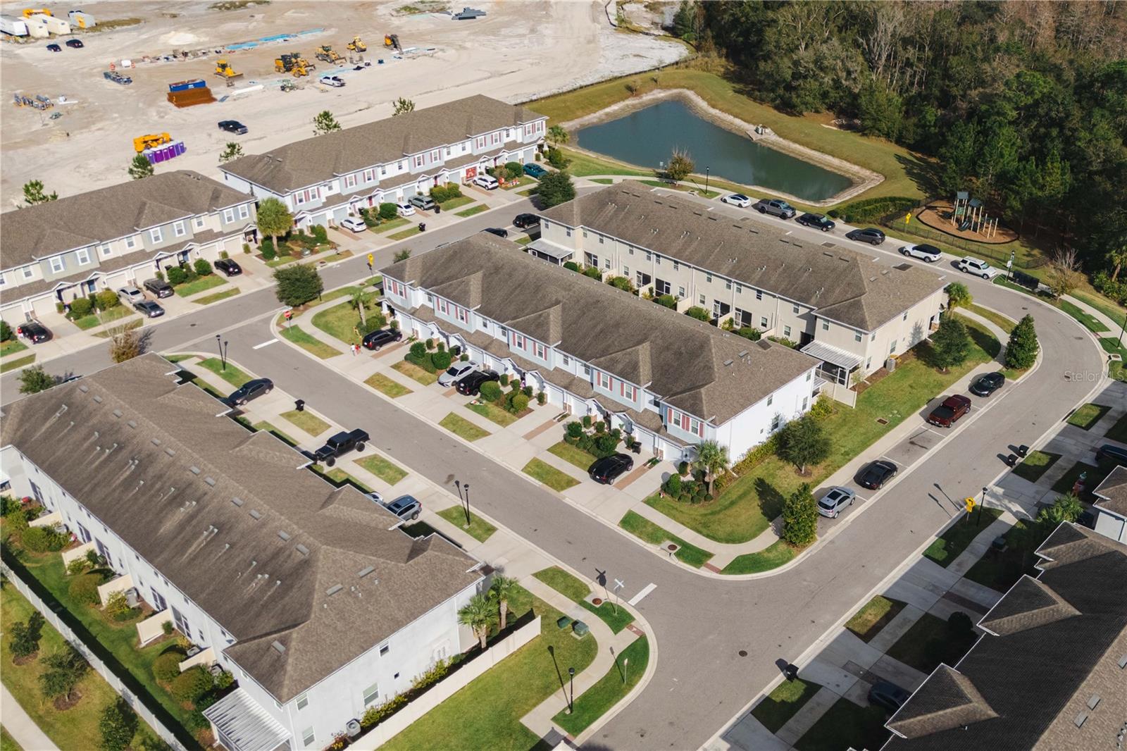 Image 25 of 32 For 1066 Amber Leaf Trail