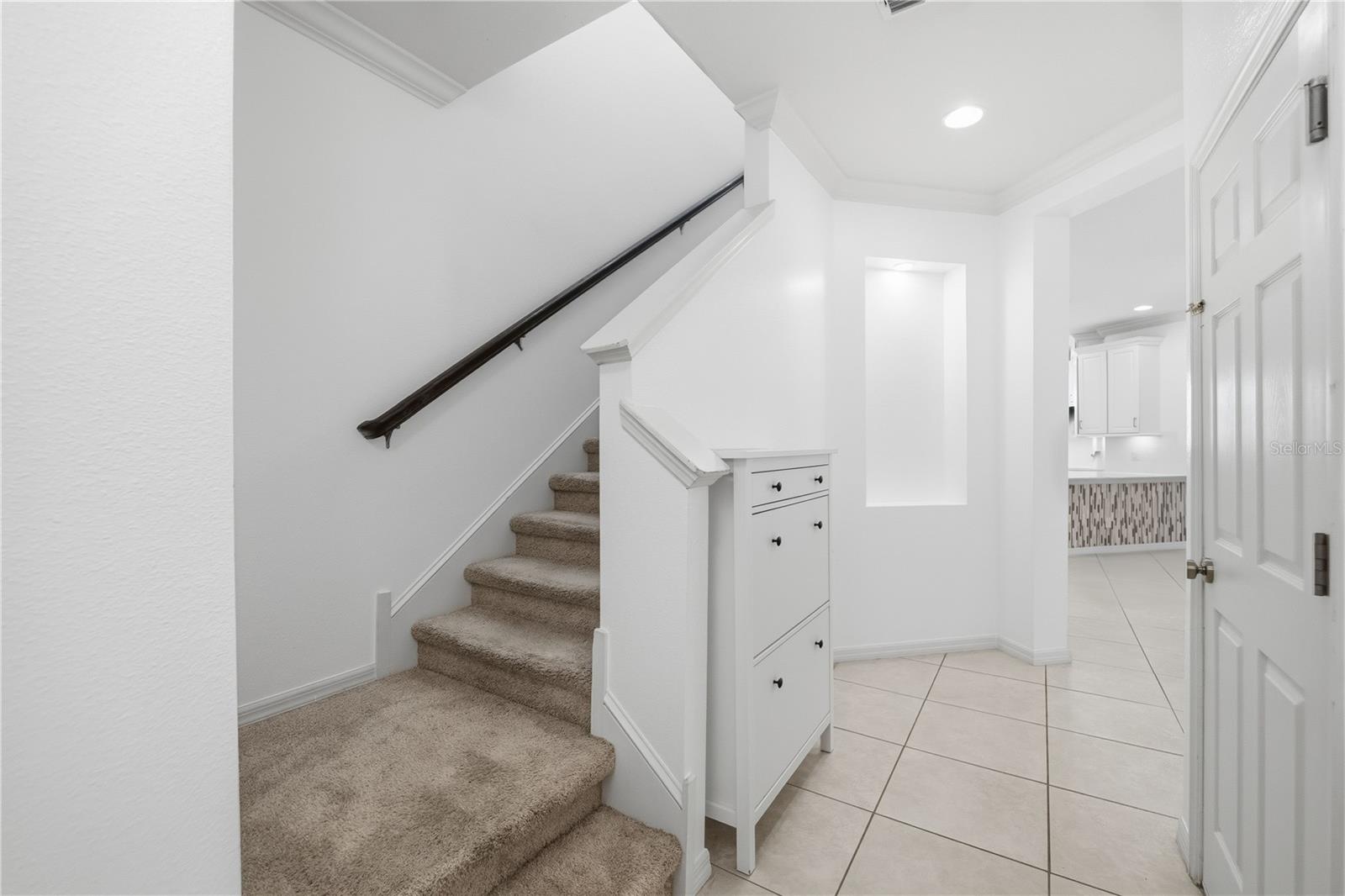 Image 3 of 32 For 1066 Amber Leaf Trail