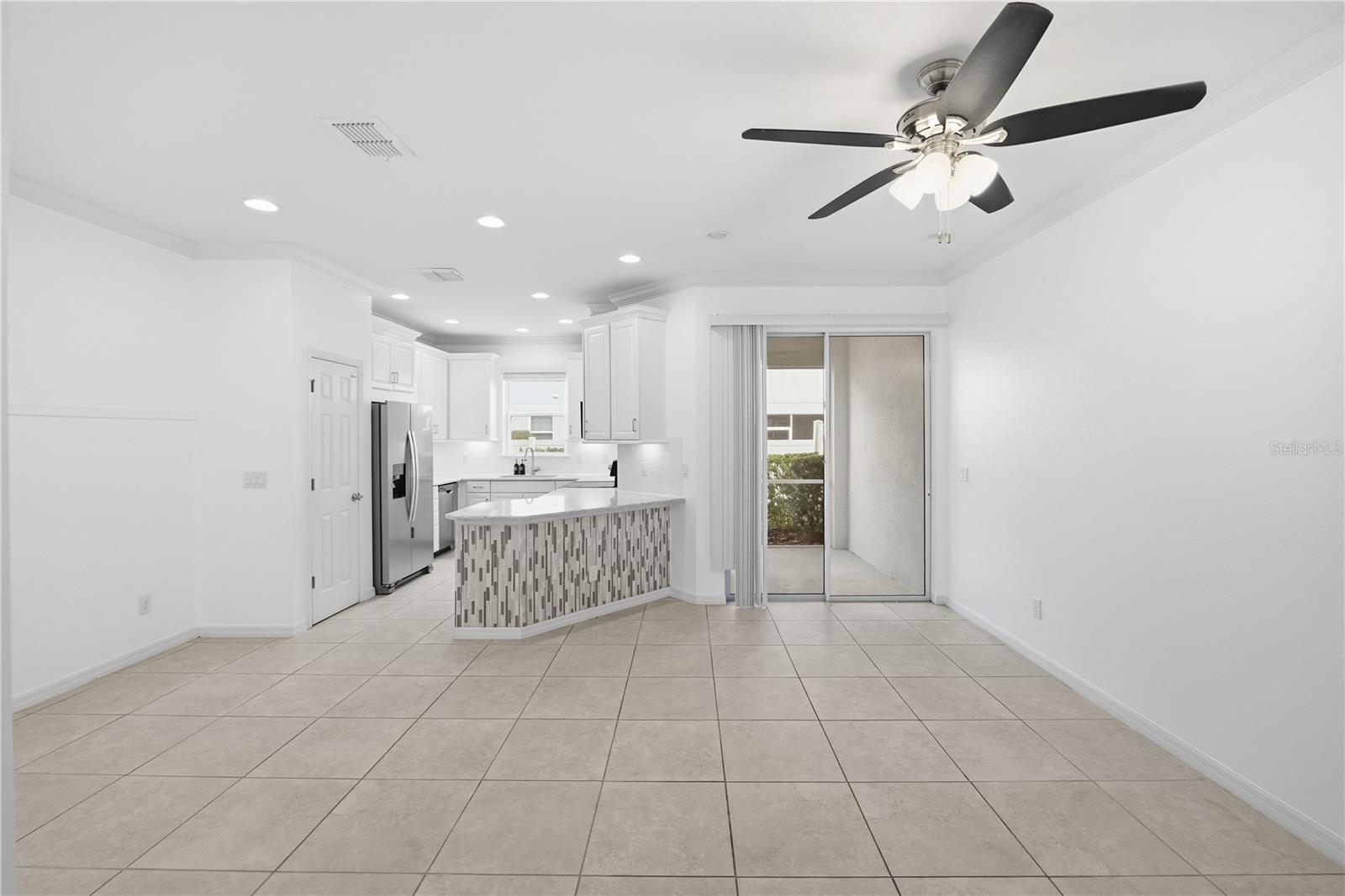 Image 7 of 32 For 1066 Amber Leaf Trail