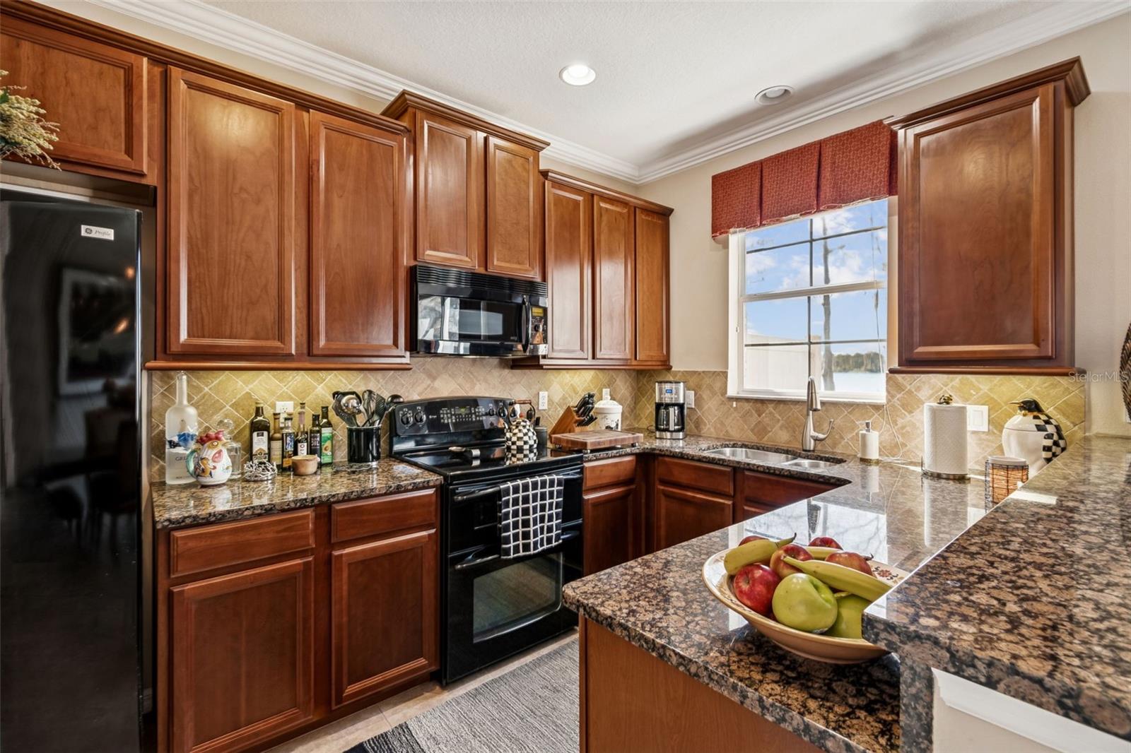 Image 15 of 62 For 10250 Fallsgrove Street