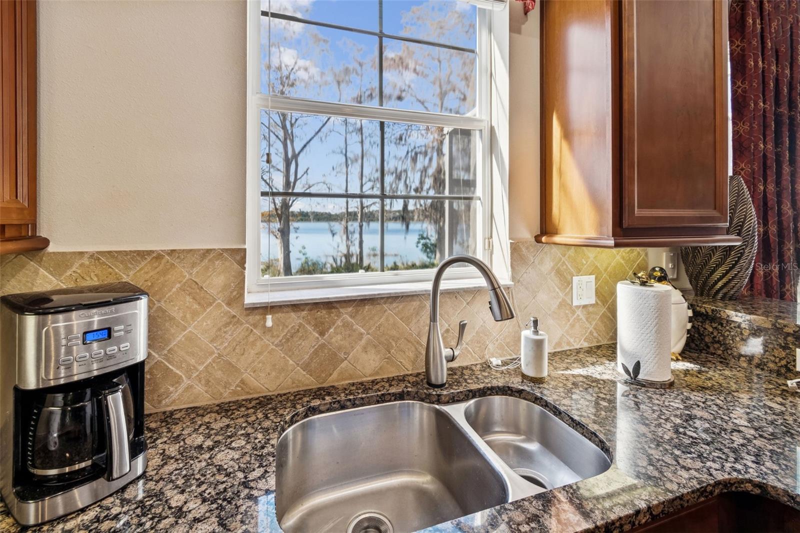 Image 19 of 62 For 10250 Fallsgrove Street