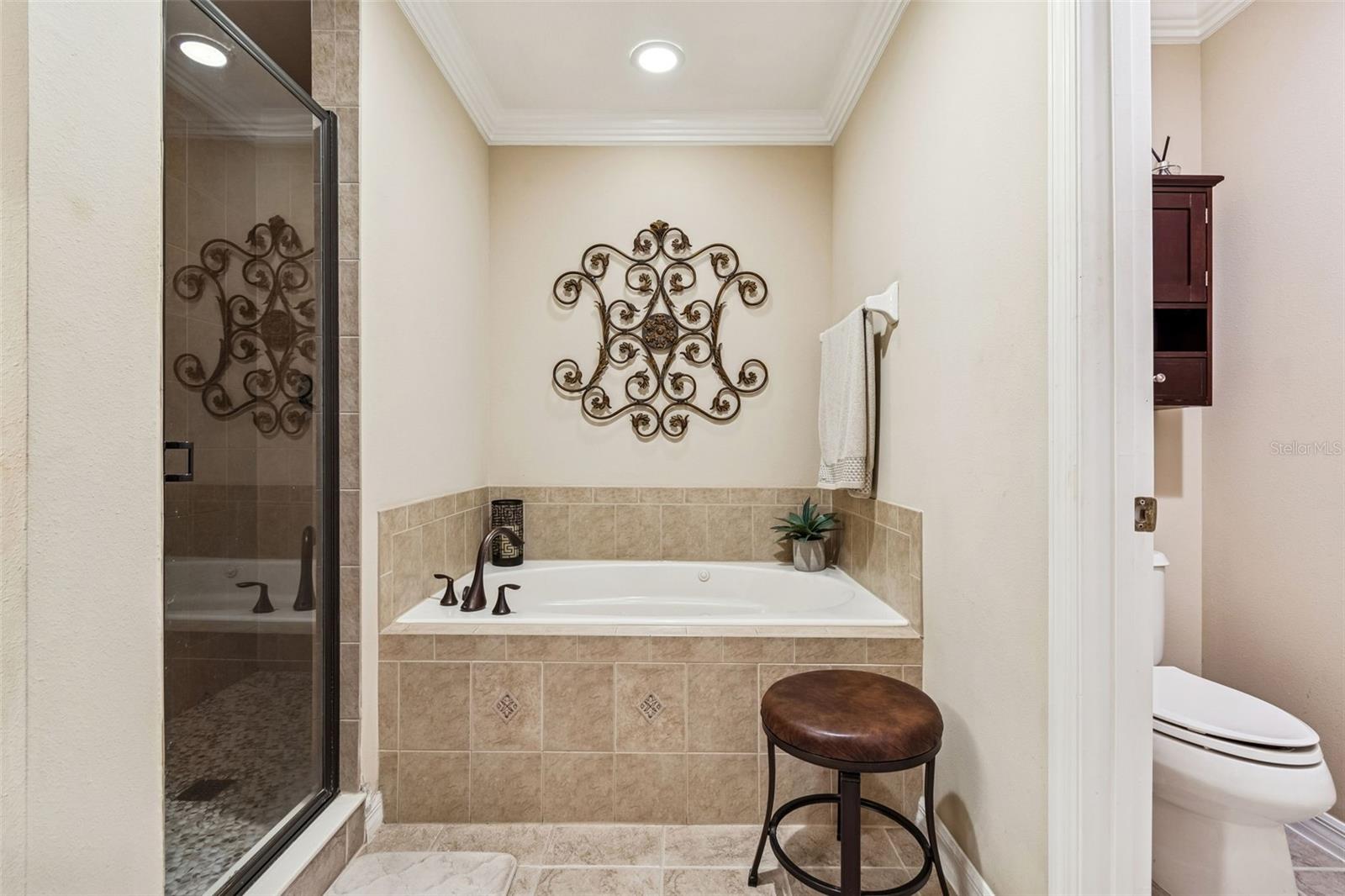 Image 28 of 62 For 10250 Fallsgrove Street