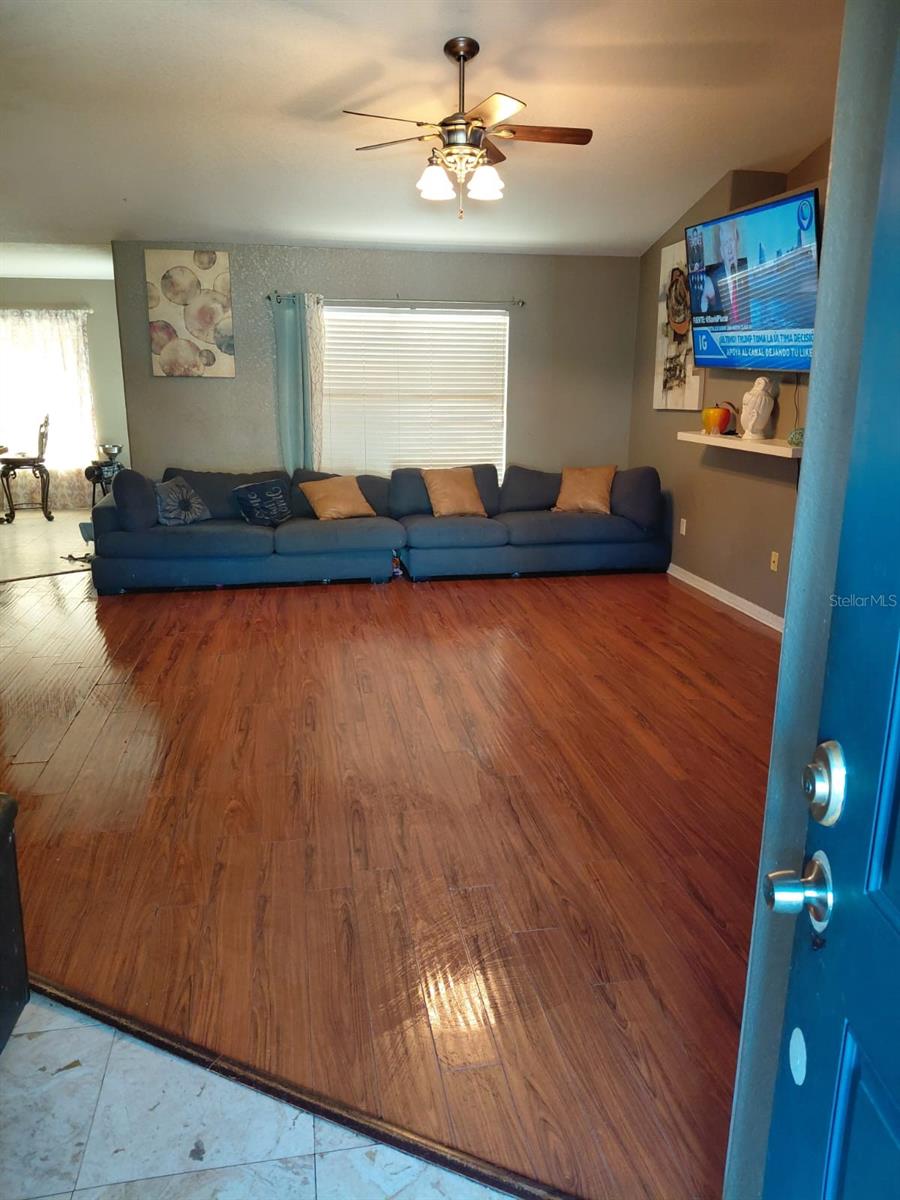 Image 4 of 36 For 11382 Mahopac Road