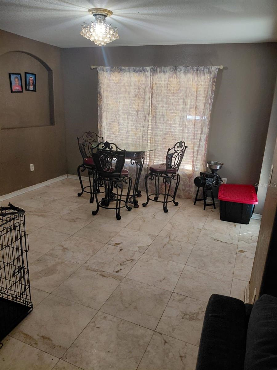 Image 9 of 36 For 11382 Mahopac Road