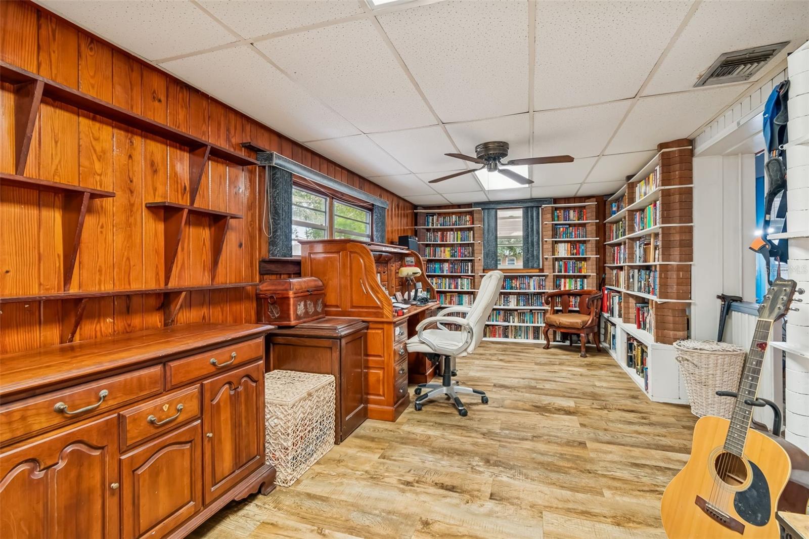 Image 18 of 46 For 7551 17th Lane N