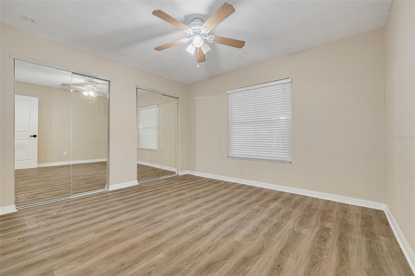 Image 12 of 16 For 2808 Azeele Street 117