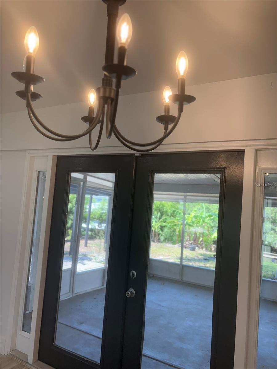 Image 10 of 28 For 8609 Driftwood Drive