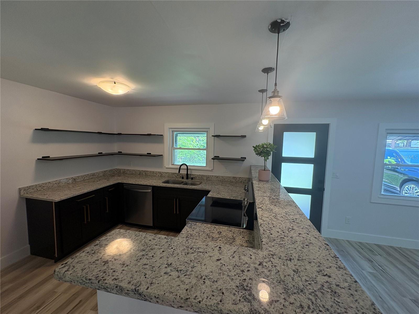 Image 7 of 28 For 8609 Driftwood Drive