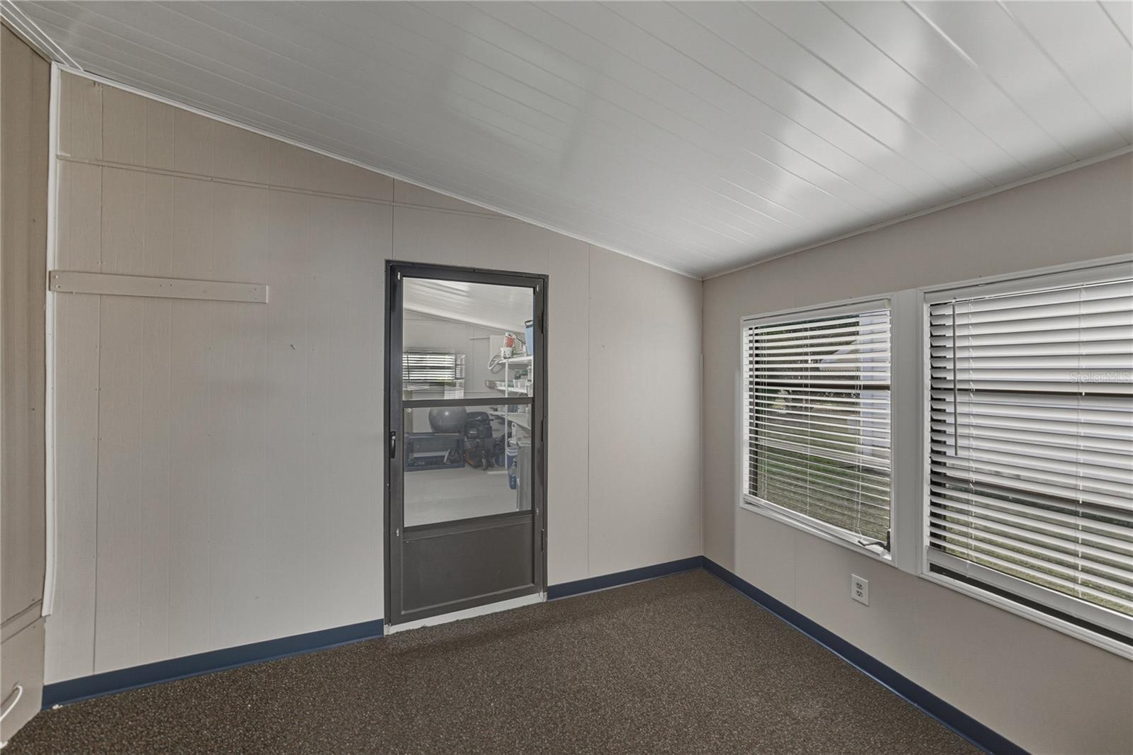 Image 42 of 58 For 35122 Mcculloughs Leap