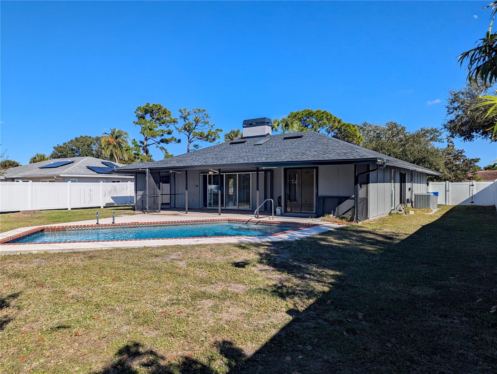 Image 30 of 43 For 1329 Pine Needle Road