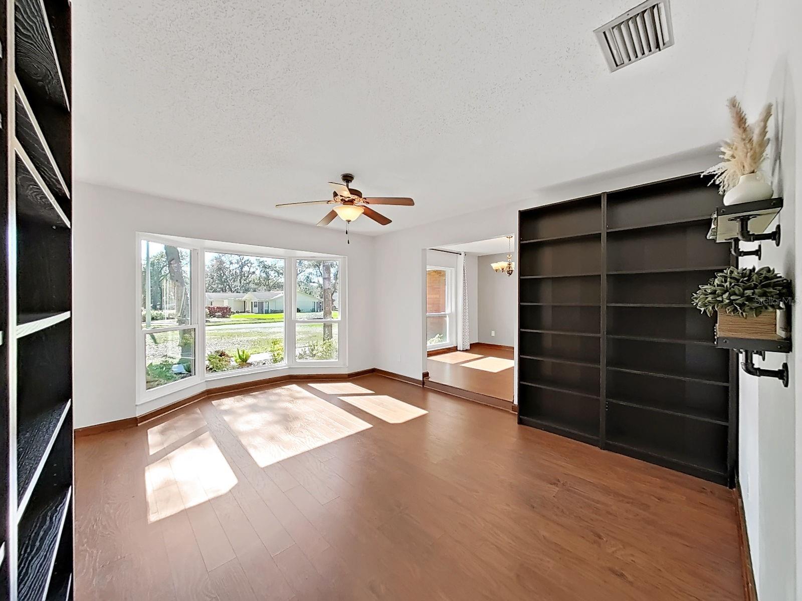 Image 22 of 50 For 2921 Chelsea Woods Drive