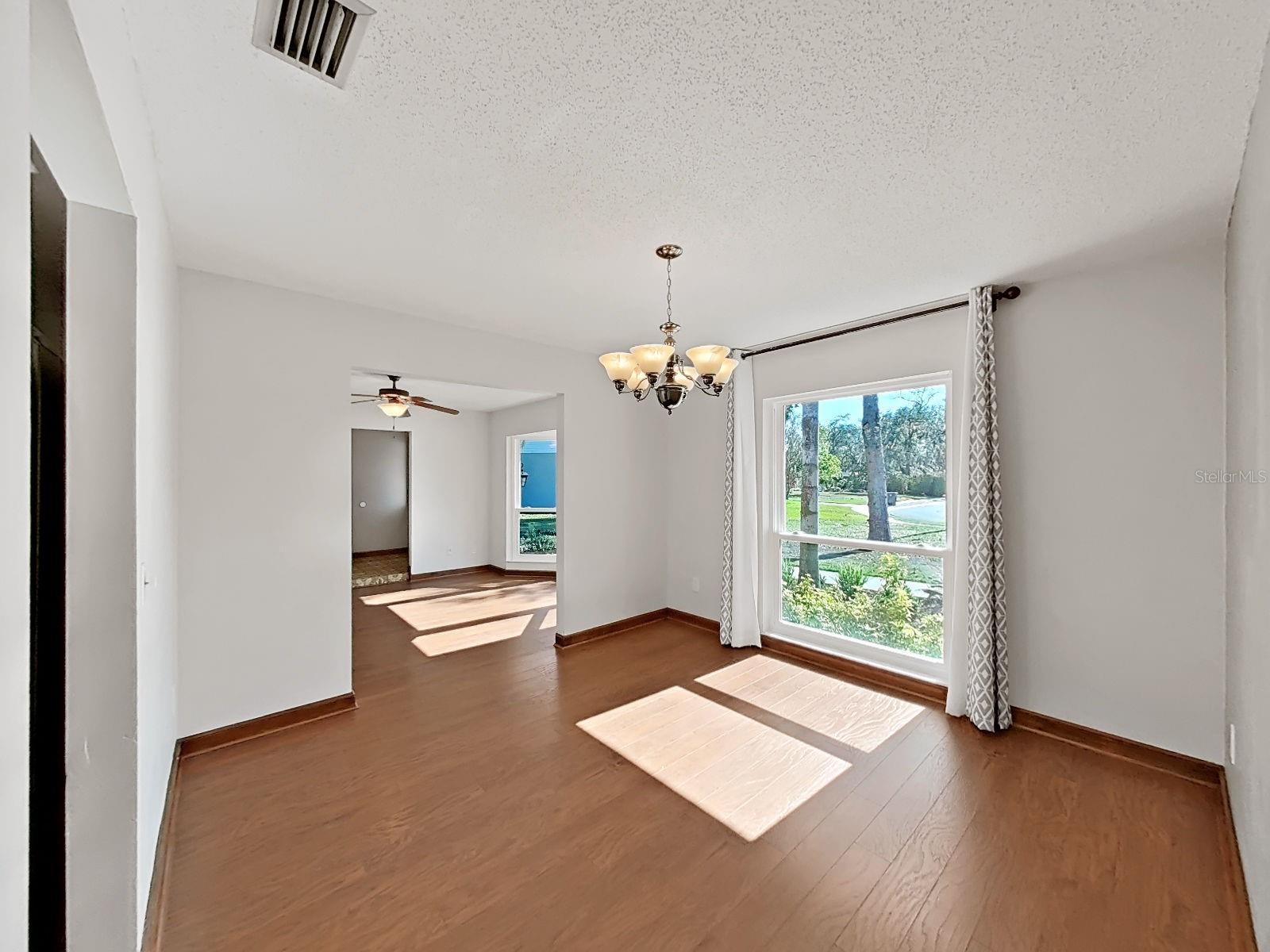 Image 25 of 50 For 2921 Chelsea Woods Drive