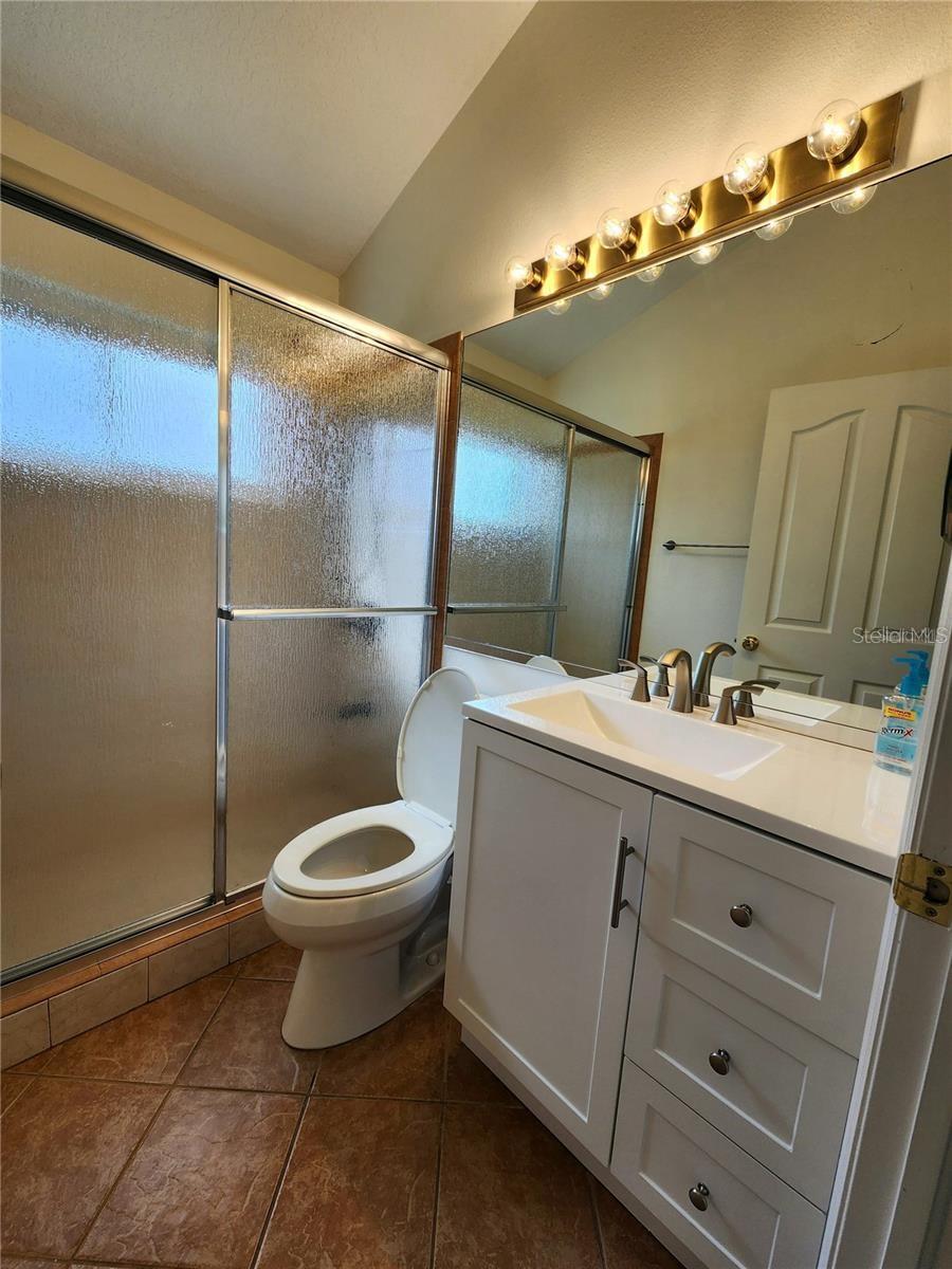 Listing photo id 16 for 1515 Lions Club Drive