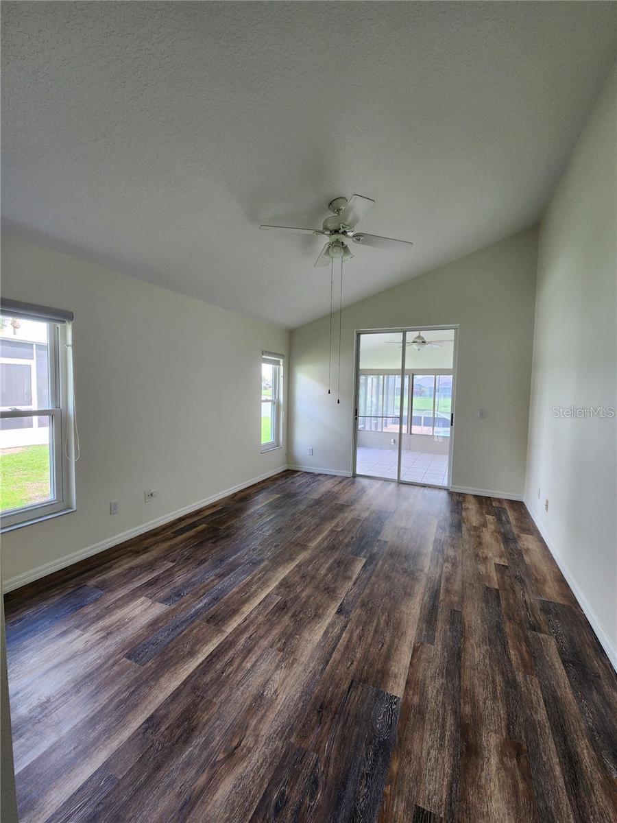 Listing photo id 28 for 1515 Lions Club Drive