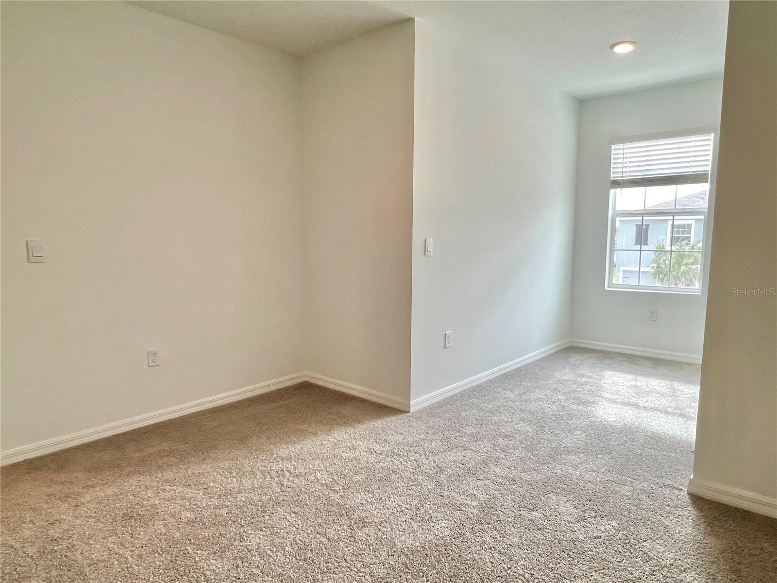 Image 10 of 25 For 3514 White Dandelion Court