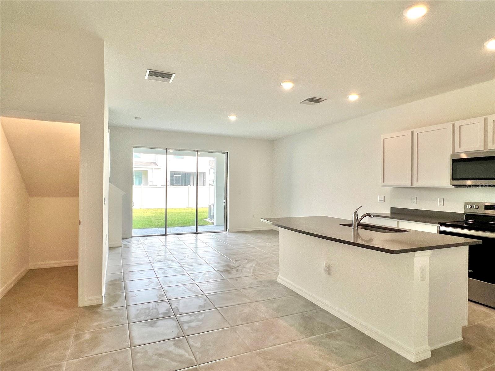 Image 8 of 25 For 3514 White Dandelion Court