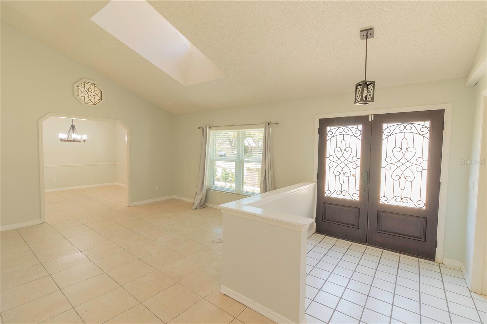 Image 18 of 45 For 3908 Rosedale Drive