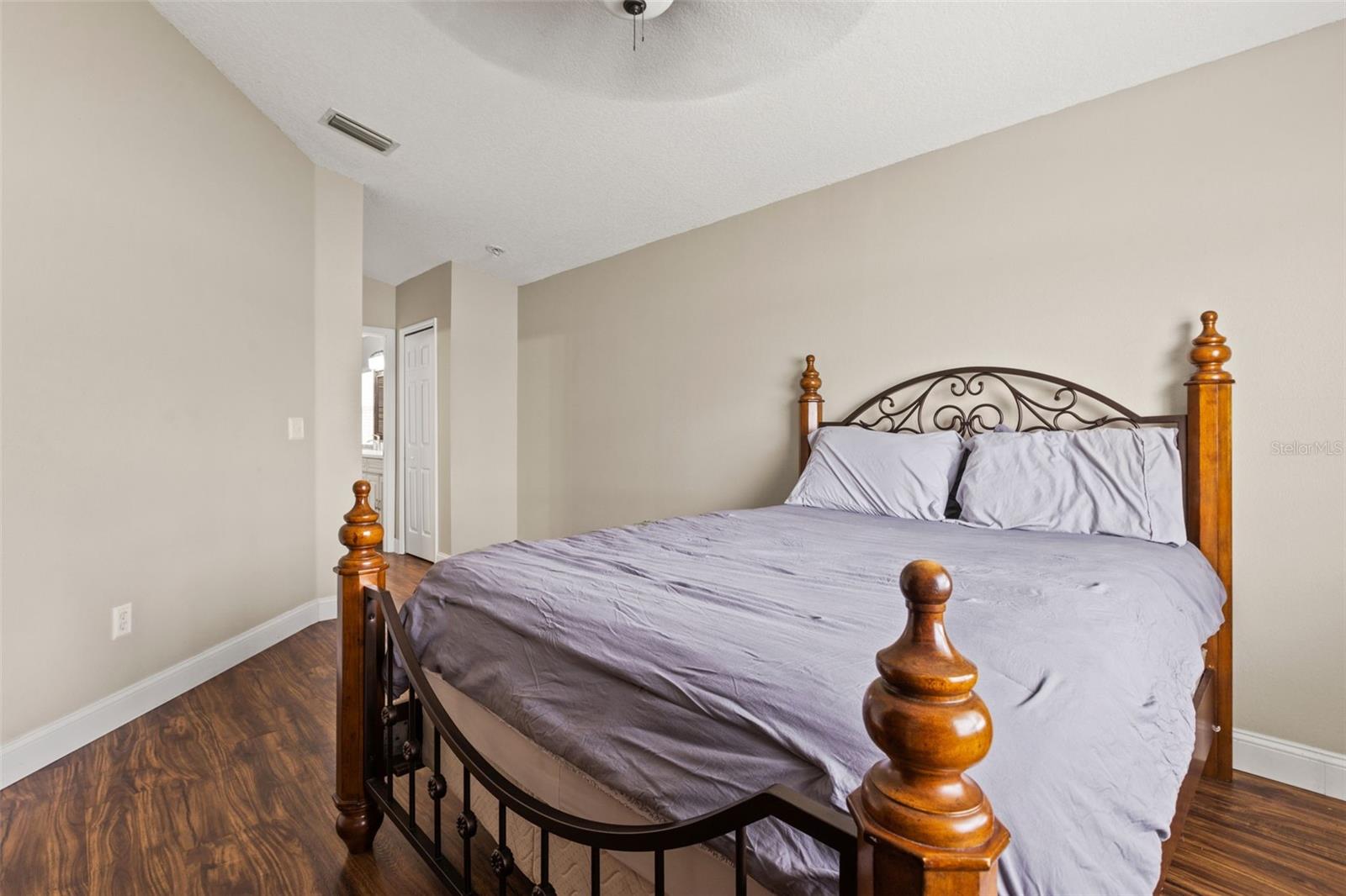 Image 11 of 31 For 12026 Cedarfield Drive