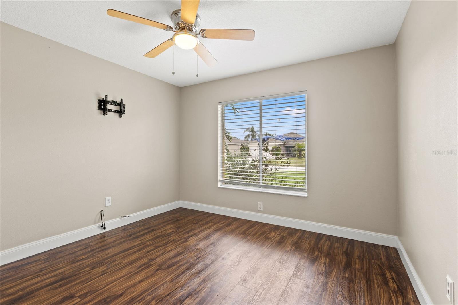 Image 17 of 31 For 12026 Cedarfield Drive