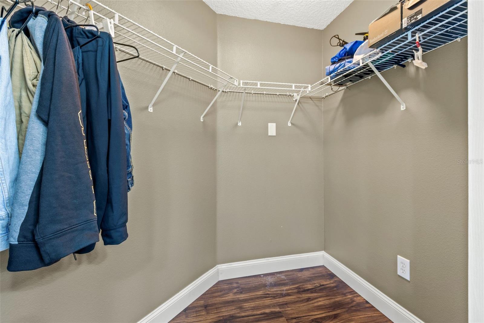 Image 18 of 31 For 12026 Cedarfield Drive