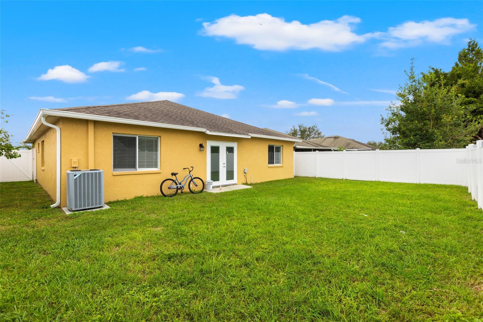 Image 22 of 31 For 12026 Cedarfield Drive