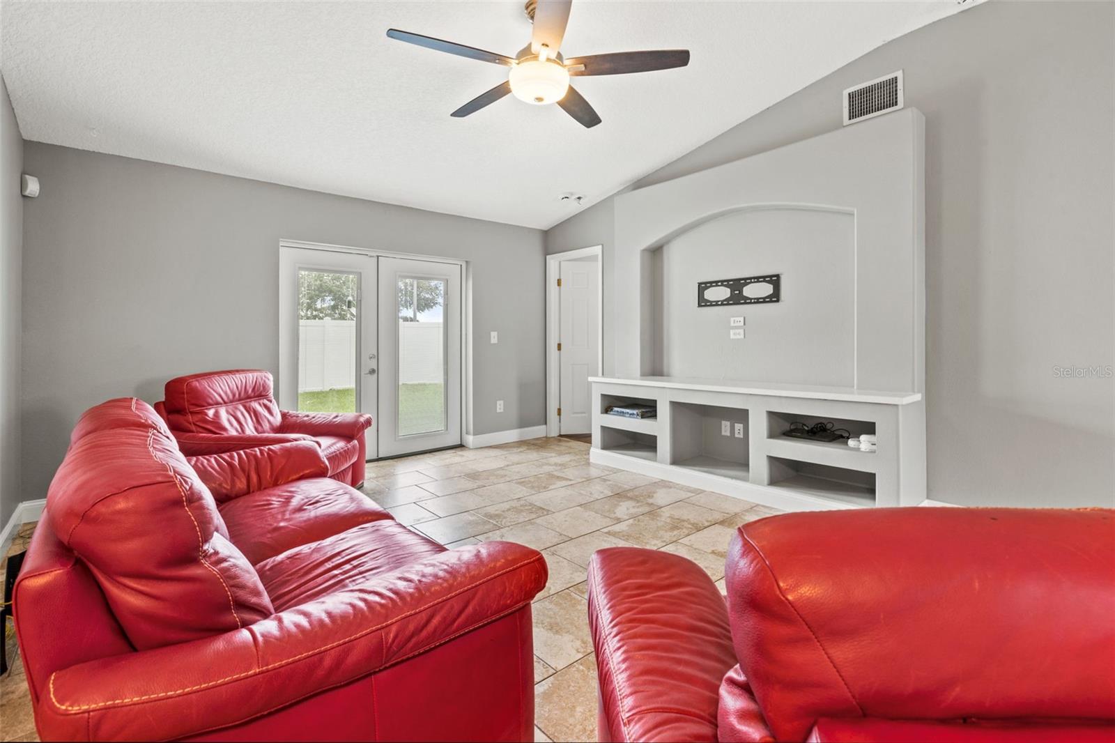 Image 5 of 31 For 12026 Cedarfield Drive