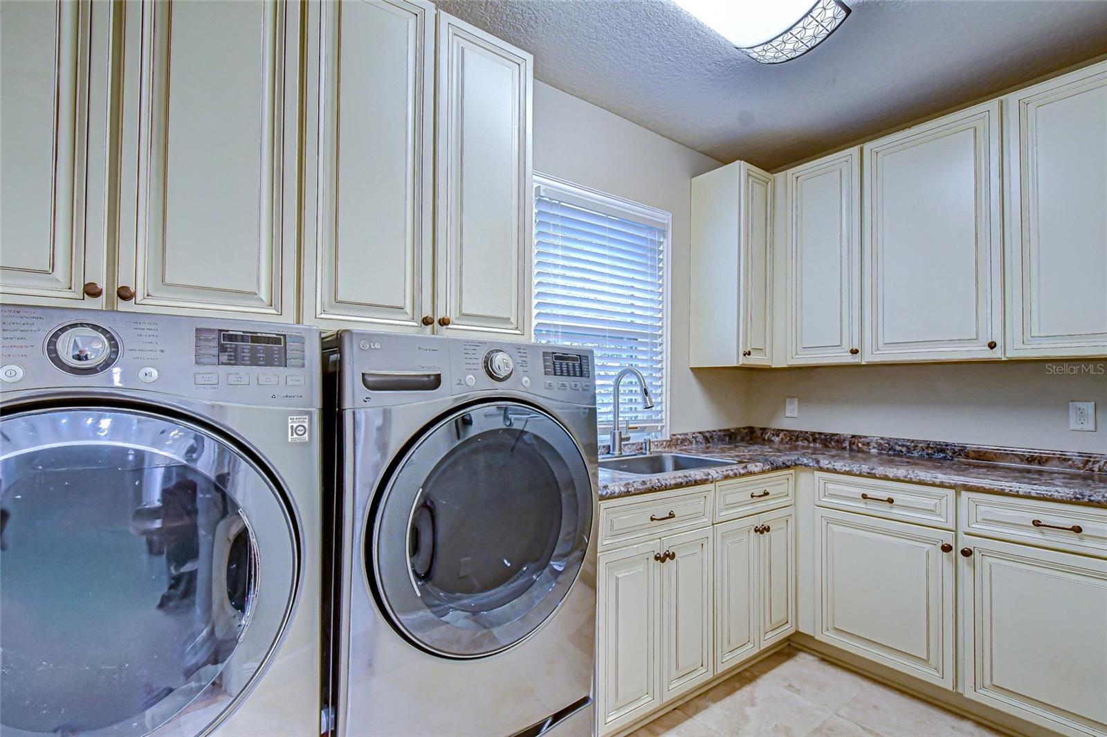 Image 10 of 13 For 10901 Juniperus Place